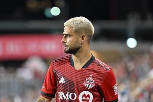 全市场：转会禁令彻底打乱拉齐奥计划，现在想等到10月免签因西涅