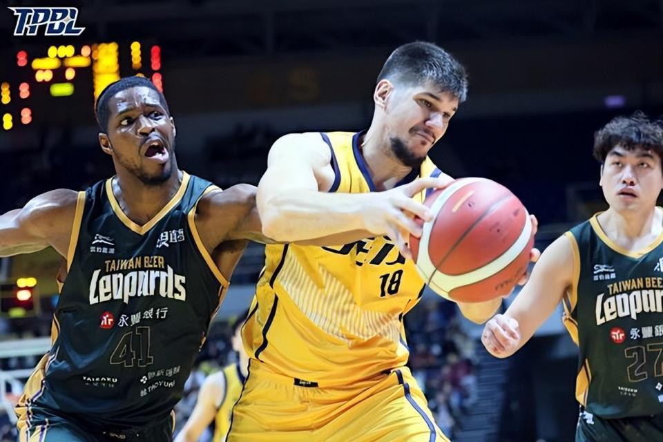 赛事平台-前天津队北控队宁波队外援将继续留队，他在中国台湾联赛游刃有余