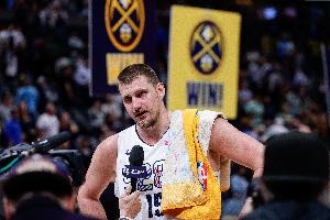 魔术师：约基奇绝妙传球让我想当年 他和字母哥是NBA现役最强